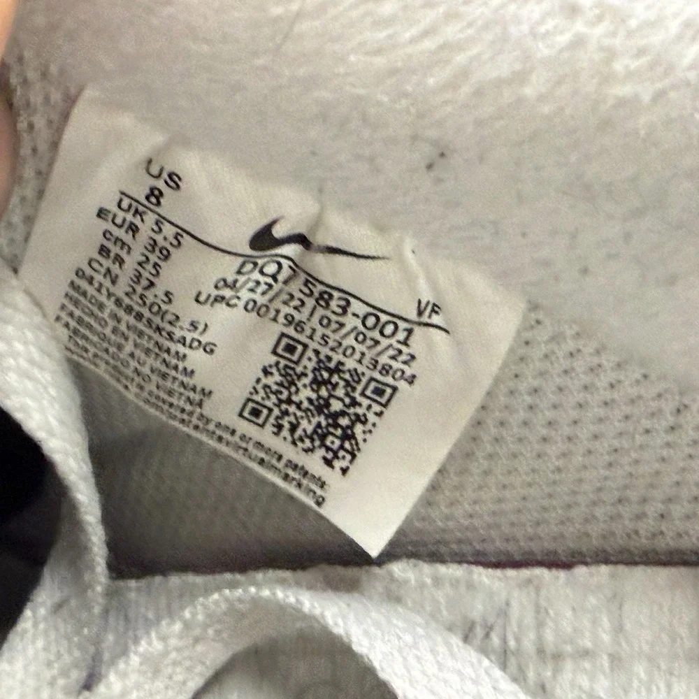 Size 8 Nike Air Force 1 '07 SE Sand Drift Fleece‎ Womens Sneakers DQ7583-001